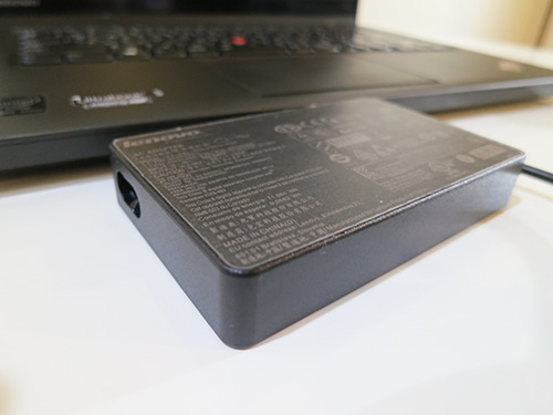 ThinkPad T440s 65wスリムacアダプタはt440sよりも薄い
