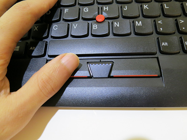 Thinkpad ワイヤレスキーボード クリックボタンが縦に大きいといいかも