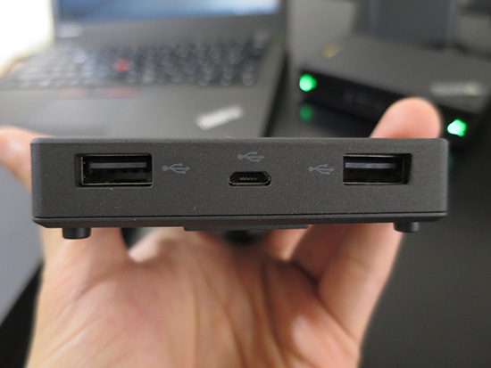 ThinkPad Stack 10000mAh パワーバンク薄さが 他のモバイルバッテリーと別格