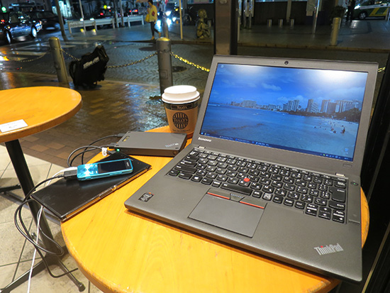 ThinkPad X250とThinkPad Stack パワーバンク 10000mah