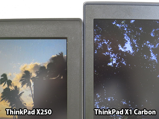 ThinkPad X1 Carbonの方がベゼル厚がうすくてスタイリッシュ