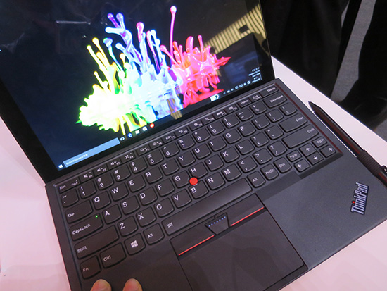 X1 Tabletの軽くて薄くて打ちやすいキーボード