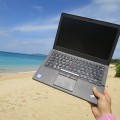 ThinkPad X260 を津堅島 つけんじまのビーチで開く