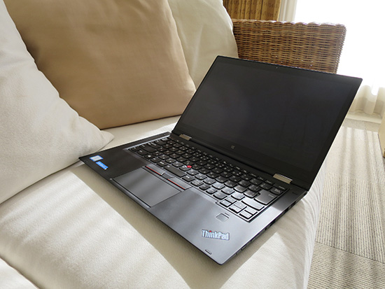 ThinkPad X1 Yoga インテリアのようなたたずまい