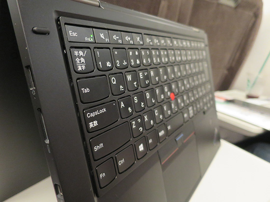 ThinkPad X1 Yoga リフトンロックで画面が回転するとキーがロックされる