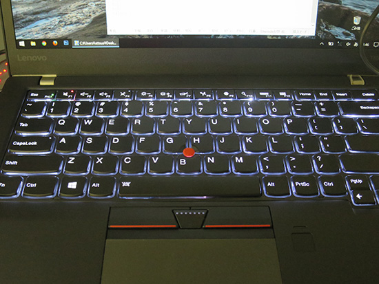 X1 Tabletに比べるとやっぱりT460sのキーボードは打ちやすい