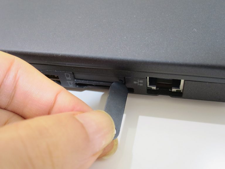 ThinkPad X270 SIMカードサイズは？変換アダプターを購入 | ThinkPad X240sを使い倒す シンクパッドのレビュー