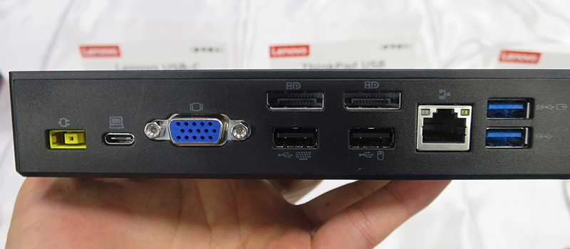 ThinkPad USB Type-C ドック 背面端子